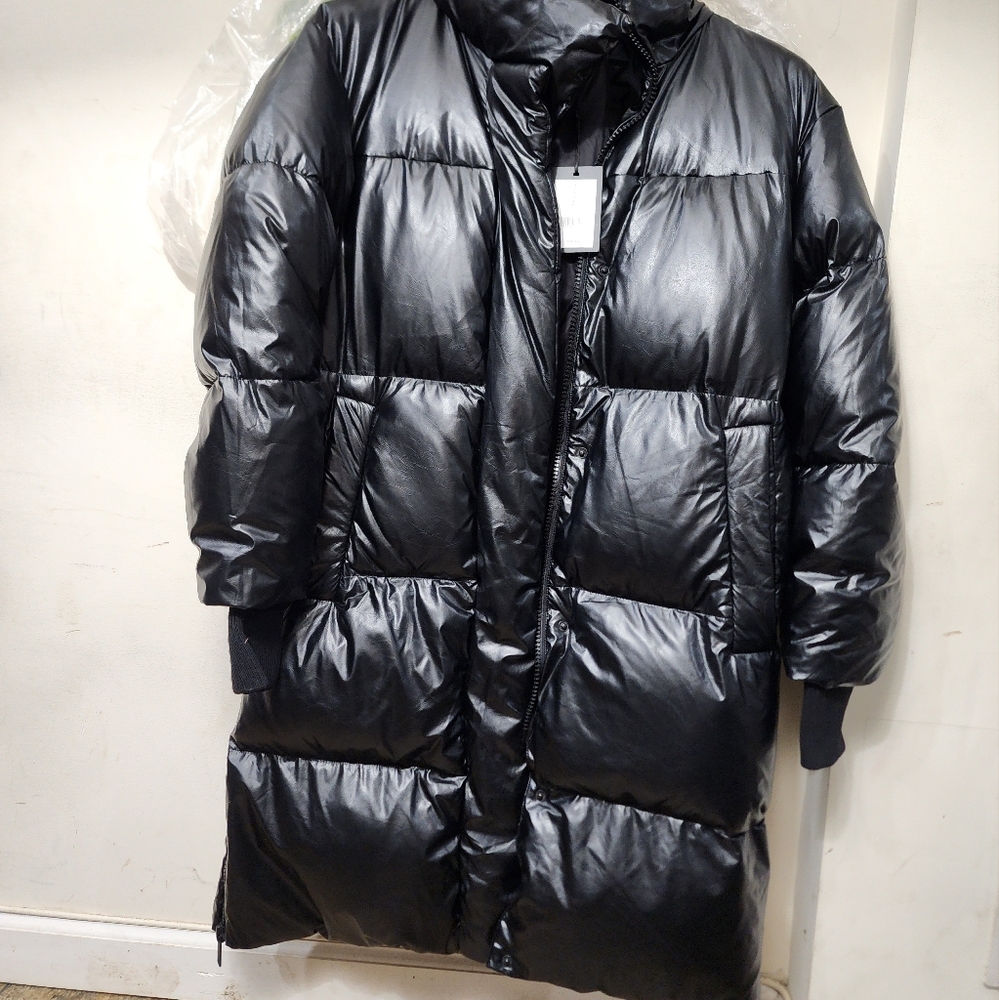 Dkny Women's winter puffer jacket